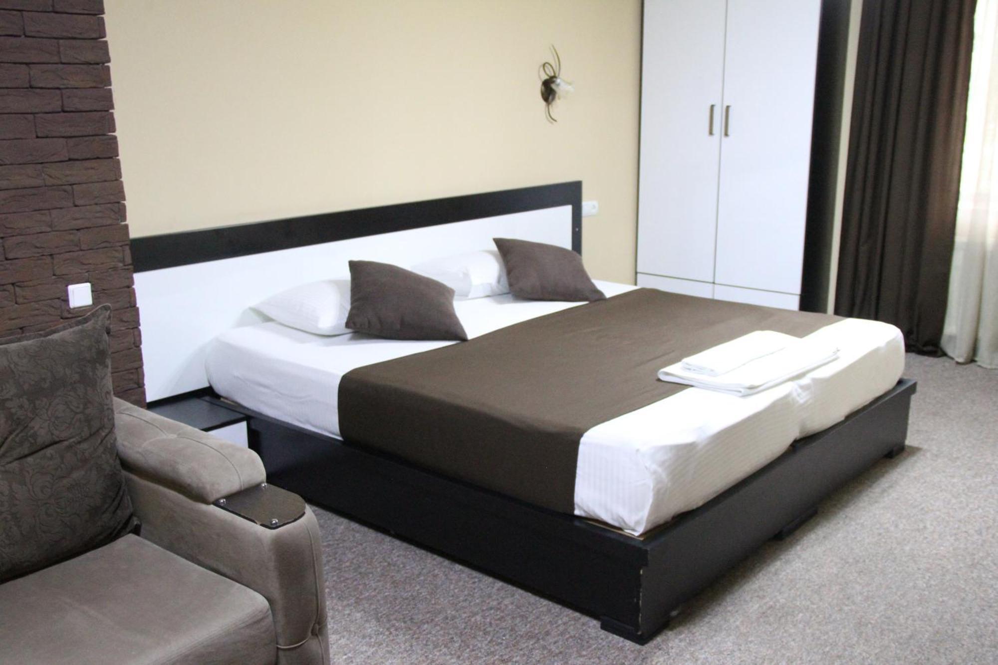 Hotel Diplomat Tbilisi Zimmer foto
